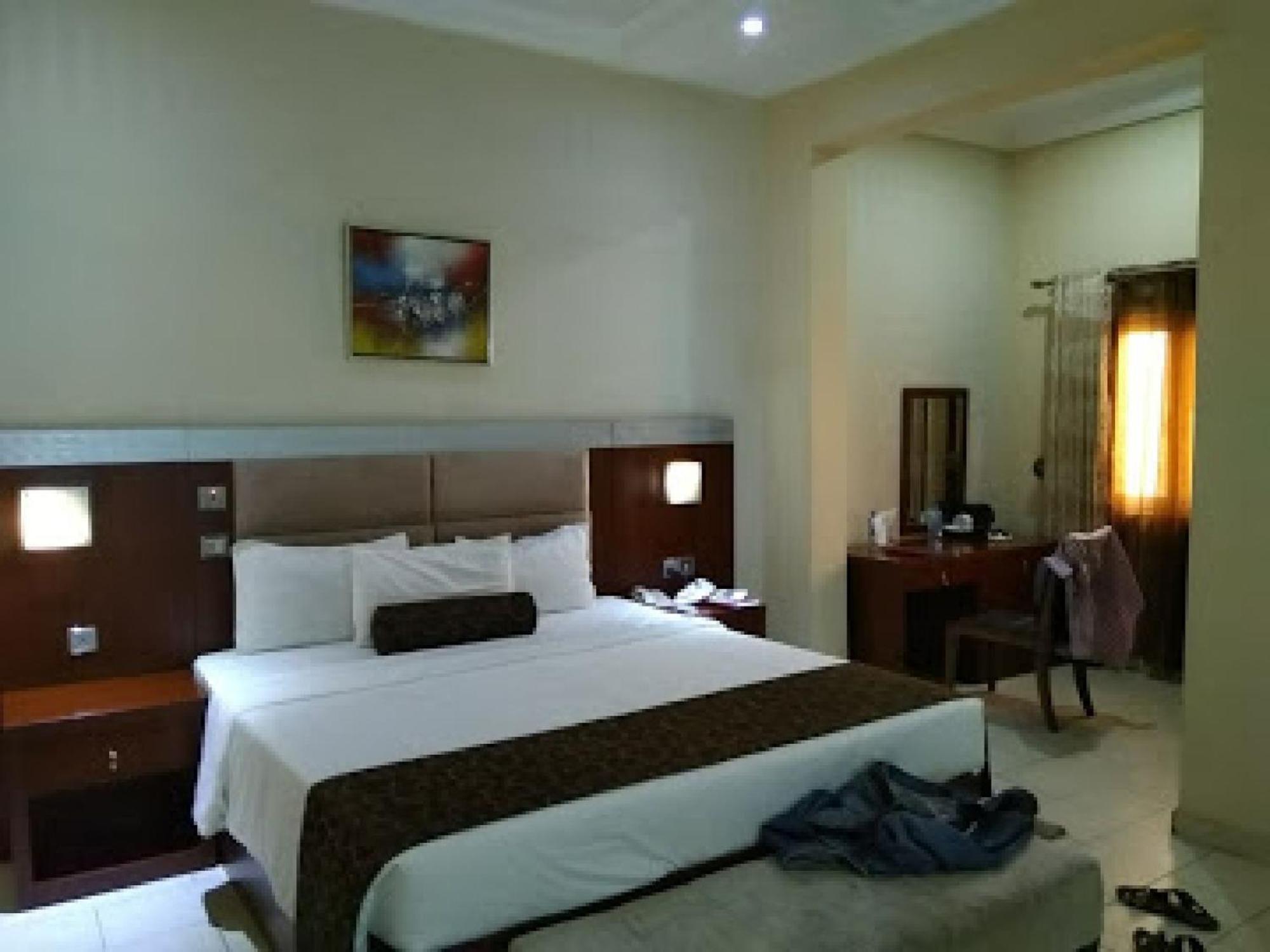 Room In Lodge - Nippon Grand Hotels Jabi Extérieur photo